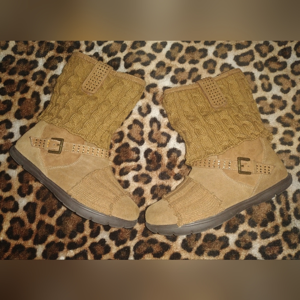 "CHEEKS" by Tony Little Designs 3 in 1 Walking Boots